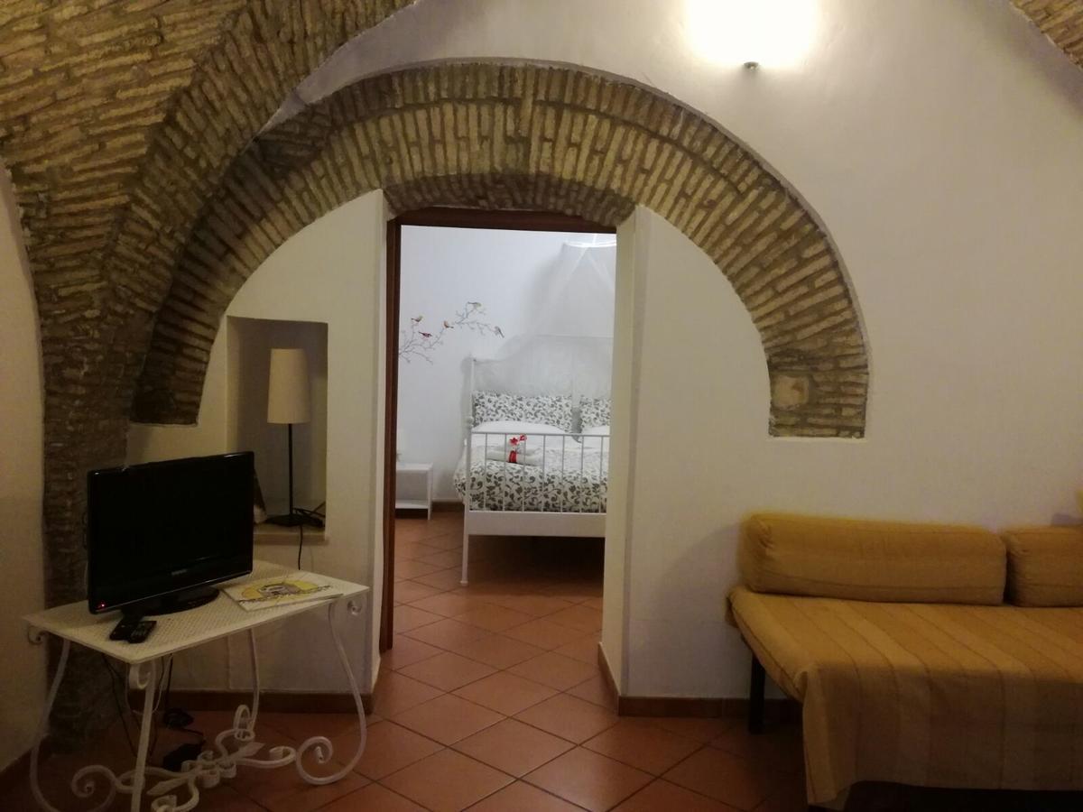 Svegliarsi Nei Borghi - La Patronale Bed & Breakfast Troia Dış mekan fotoğraf